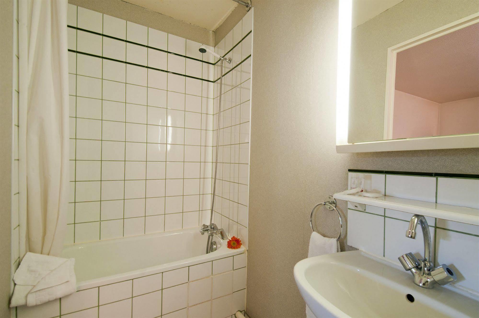 קורבוו Aparthotel Adagio Access La Defense - Leonard De Vinci מראה חיצוני תמונה